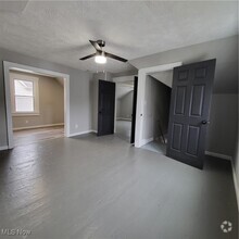 Building Photo - 1309 Buhrer Ave