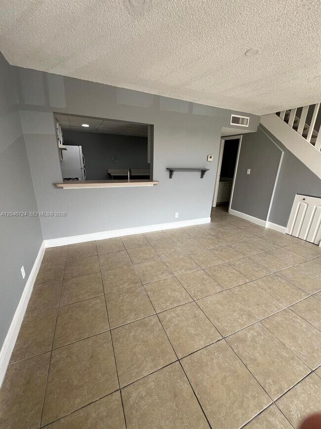Foto del edificio - 18051 NW 68th Ave