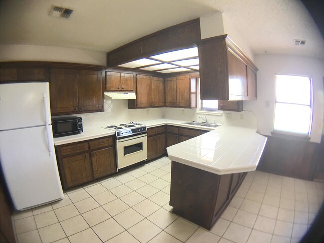 Foto del edificio - 2301 E Robinson St