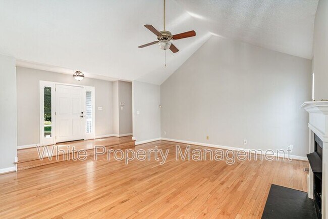Foto del edificio - 15716 Youngblood Rd