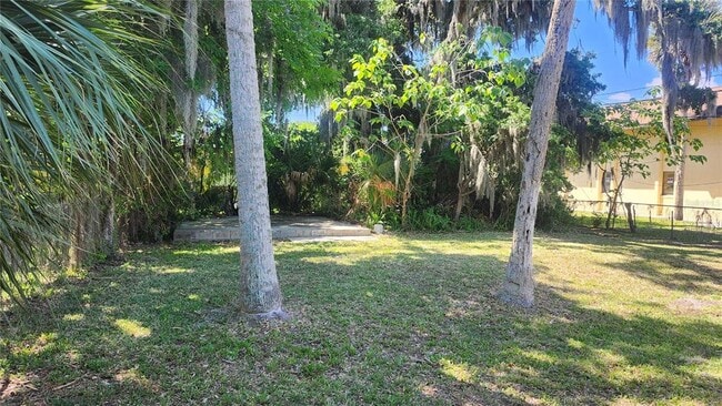 Foto del edificio - 565 3rd Ave