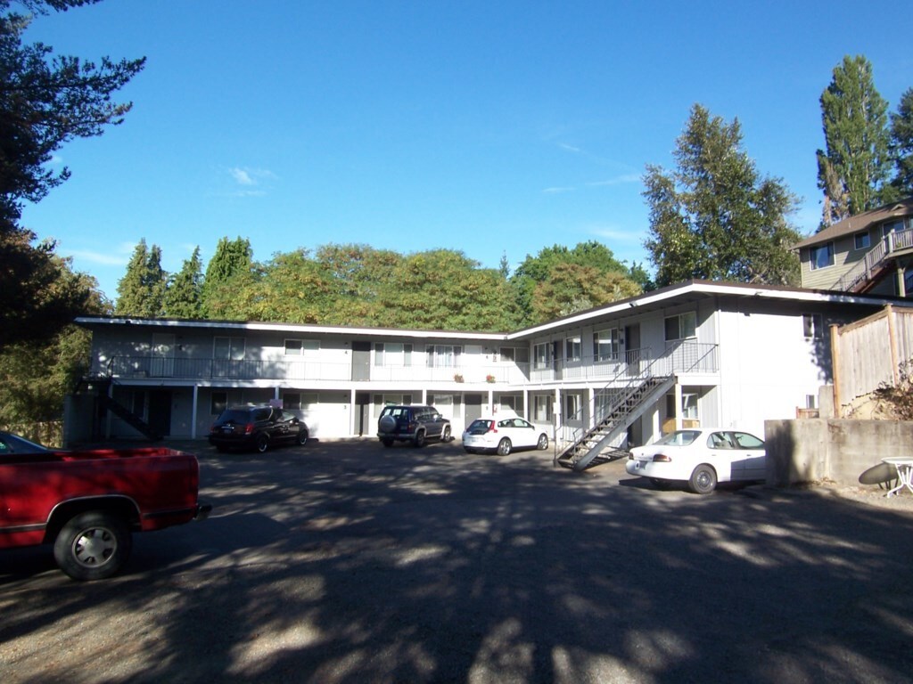 17160 Avondale Way Unit 5, Redmond, WA 98052 Apartment for Rent in