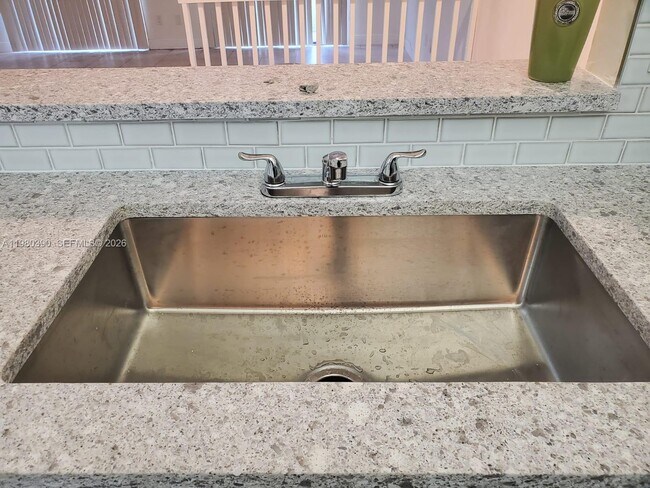 Foto del edificio - 4206 SW 87th Terrace