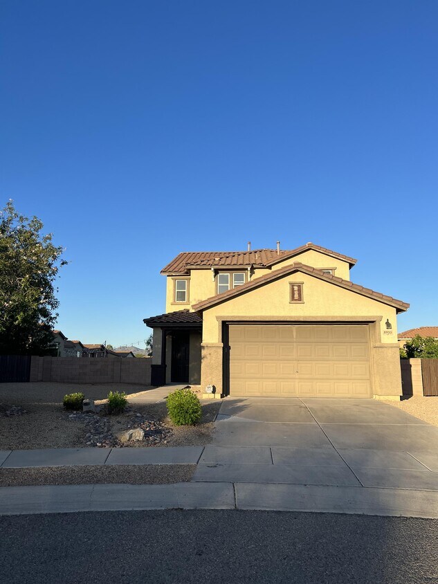 Foto principal - 8935 N Wild Eagle Ave