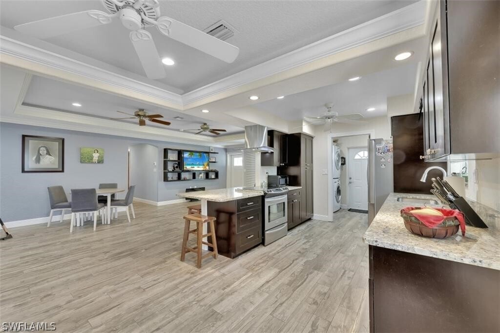 Foto principal - 1033 Dolphin Dr