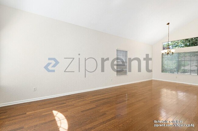 Building Photo - 5607 Blackrock Rd