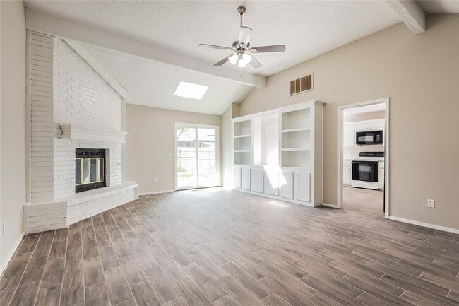 Building Photo - 11225 Cimarron Dr