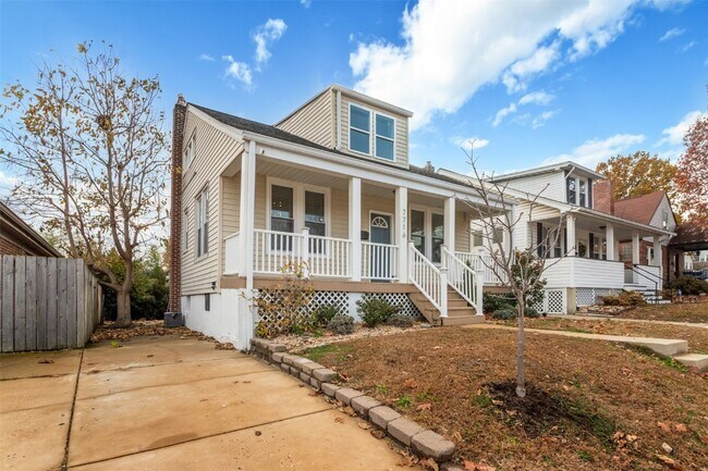 Foto del edificio - 7716 Lovella Ave