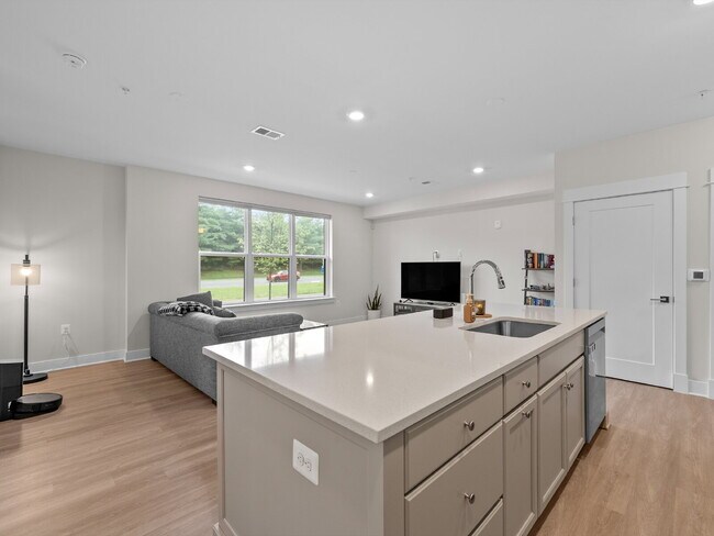 Foto del edificio - Stylish Townhome in Sought-After Ashburn L...