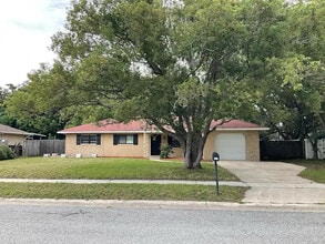 Building Photo - 98174 Pamlico St