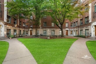 Building Photo - 1816 W Chase Ave