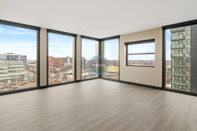 Photo - 1920 W Ogden Ave Apartment