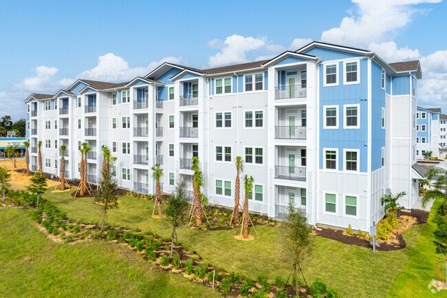 Building Photo - Madison Grove