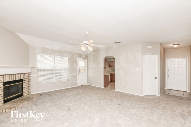 Foto del edificio - 2529 Rivers Edge Dr