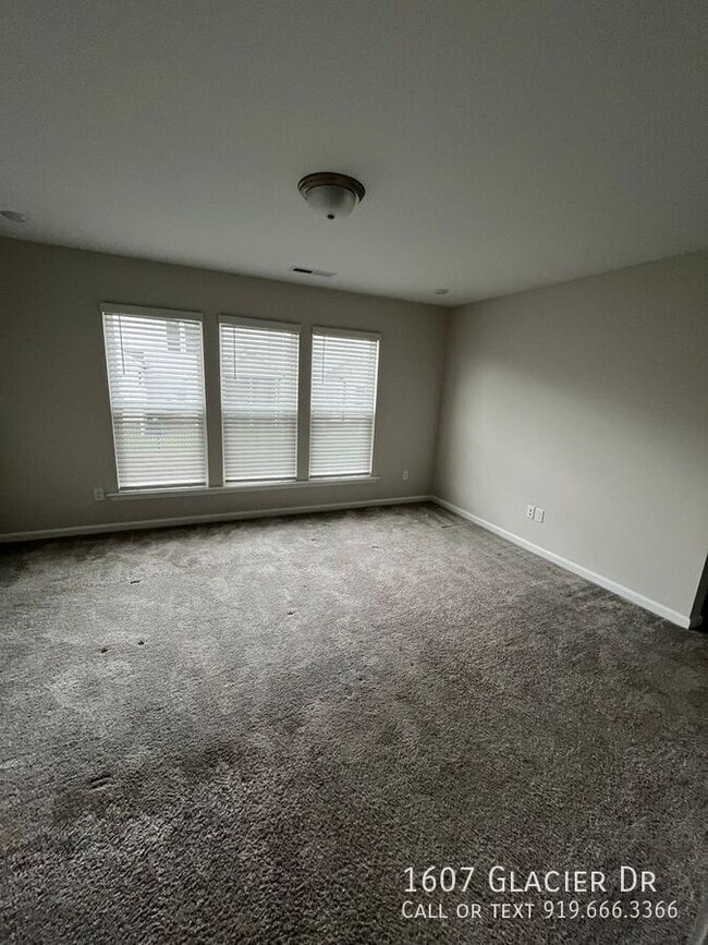 Building Photo - 1607 Glacier Dr