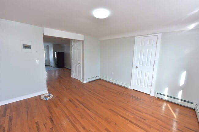 Foto del edificio - 173 Watson Ave