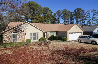 Building Photo - 6328 Independence Dr