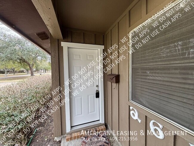 Building Photo - 2618 Grand Blvd