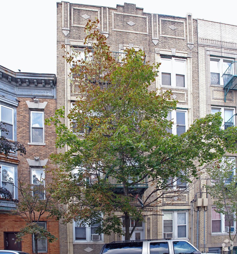 Building Photo - 309 62nd St