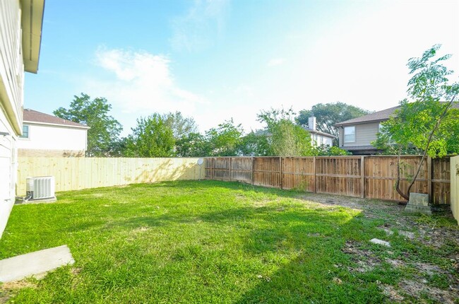 Building Photo - 15222 Blue Creek Ranch Dr