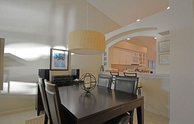 Foto del edificio - ***FULLY FURNISHED***SINGLE FAMILY HOME***...