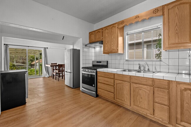 Foto del edificio - 1635 McCollum St