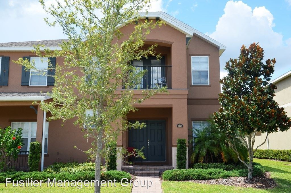 9132 Grey Moss Dr, Orlando, FL 32832