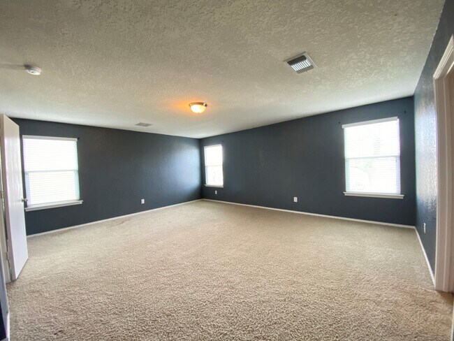 Foto del edificio - 3 Bedroom/2.5 Bath Carmona Hills Subdivision