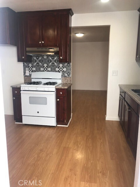 Foto del edificio - 524 W 81st St