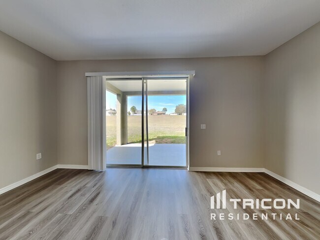 Building Photo - 8543 Pinetop Ridge Lane Brooksville FL