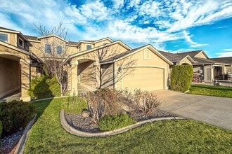 Building Photo - 3558 Waterford St