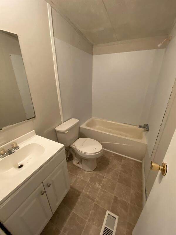 6862 Moses Dingle Rd, Manning, SC 29102 House Rental in Manning, SC