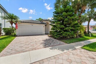 Building Photo - 15151 Banbury Ct