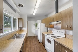 Building Photo - 12769 Lala Cove Ln SE