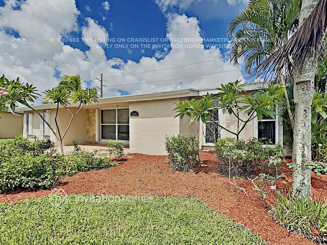 Building Photo - 1195 NW 92nd Ave