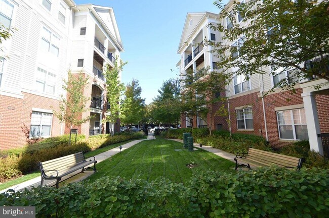 Building Photo - 11329 Aristotle Dr