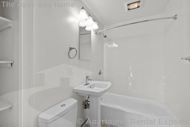 Building Photo - 134 Summer St