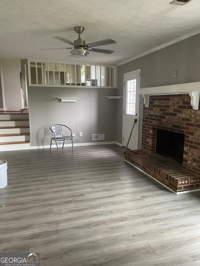 Building Photo - 2660 Turner Valley Cir SW