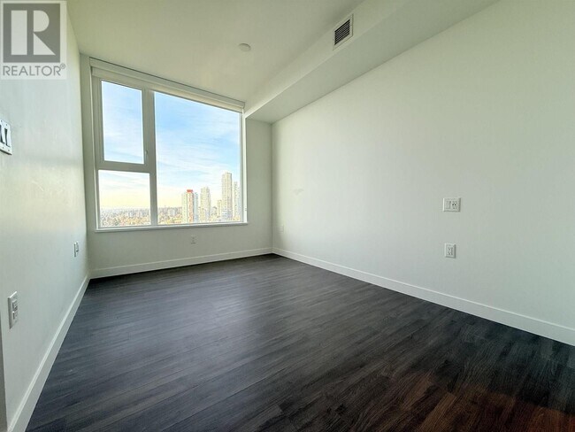 Building Photo - 6699-6699 Dunblane Ave