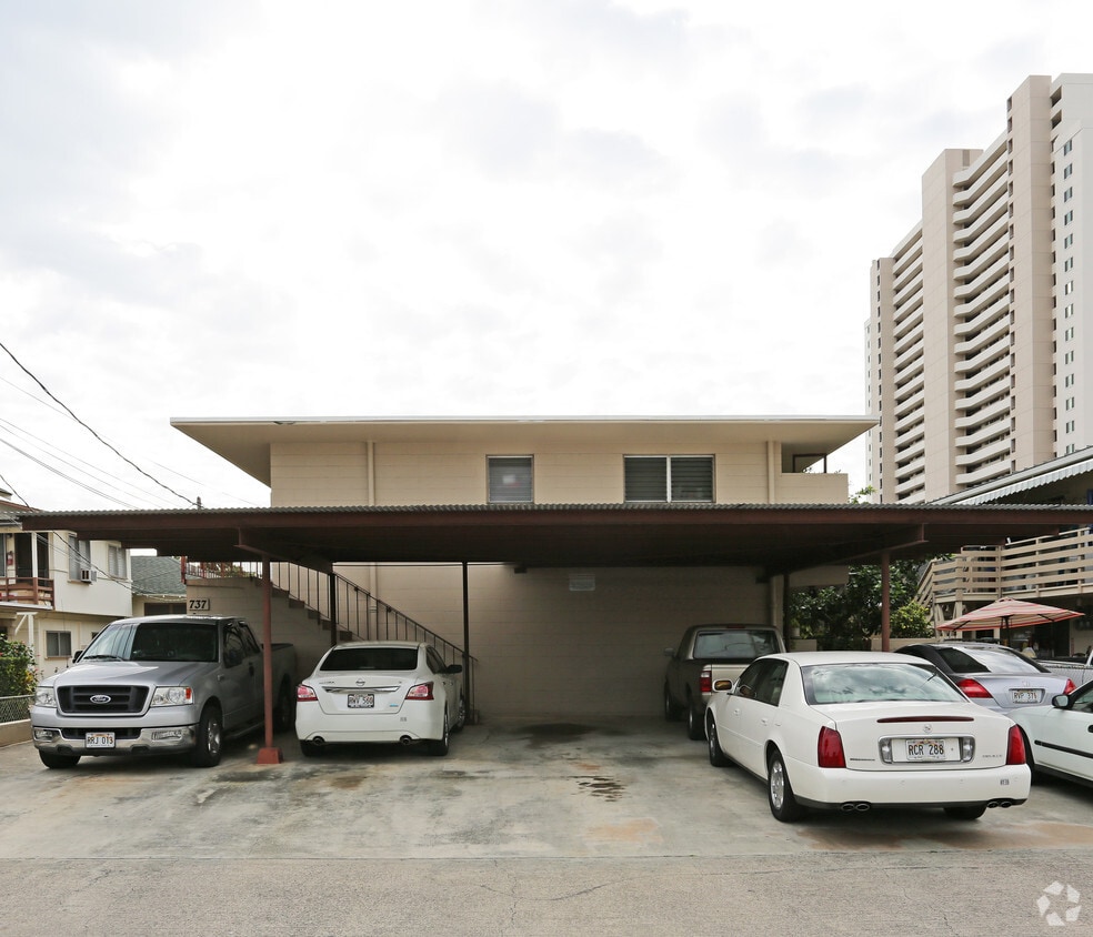 Building Photo - 737 Lukepane Ave