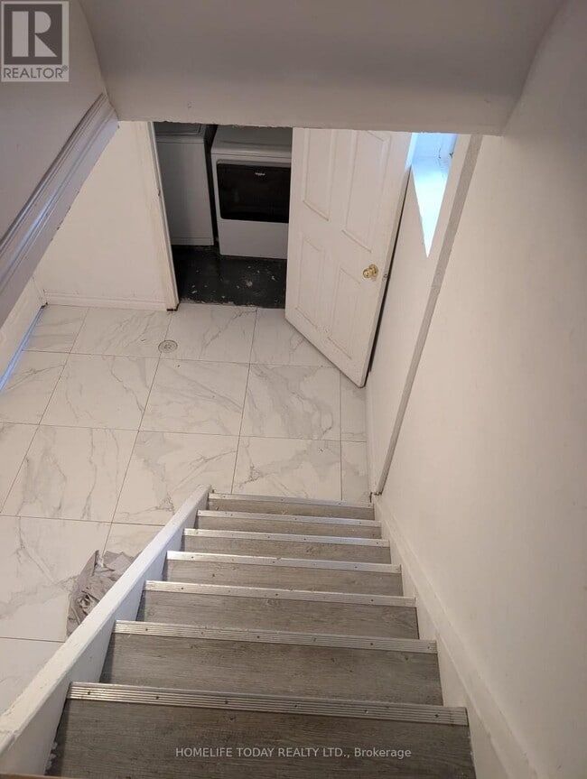 Building Photo - 170 Magnolia Ave