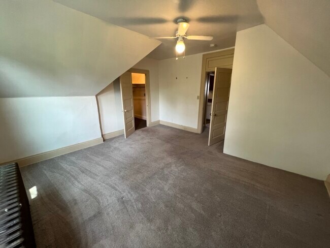 Building Photo - 706 Maryland Ave