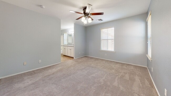 Building Photo - GREAT LOCATION MESA SOUTH OF THE 60