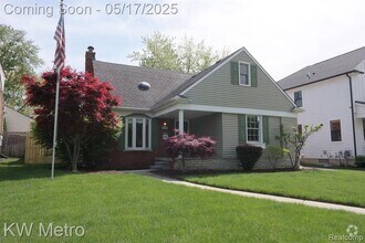 Building Photo - 2120 Vinsetta Blvd