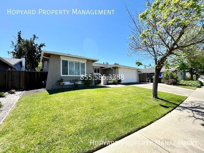 Building Photo - 6186 Alvord Way