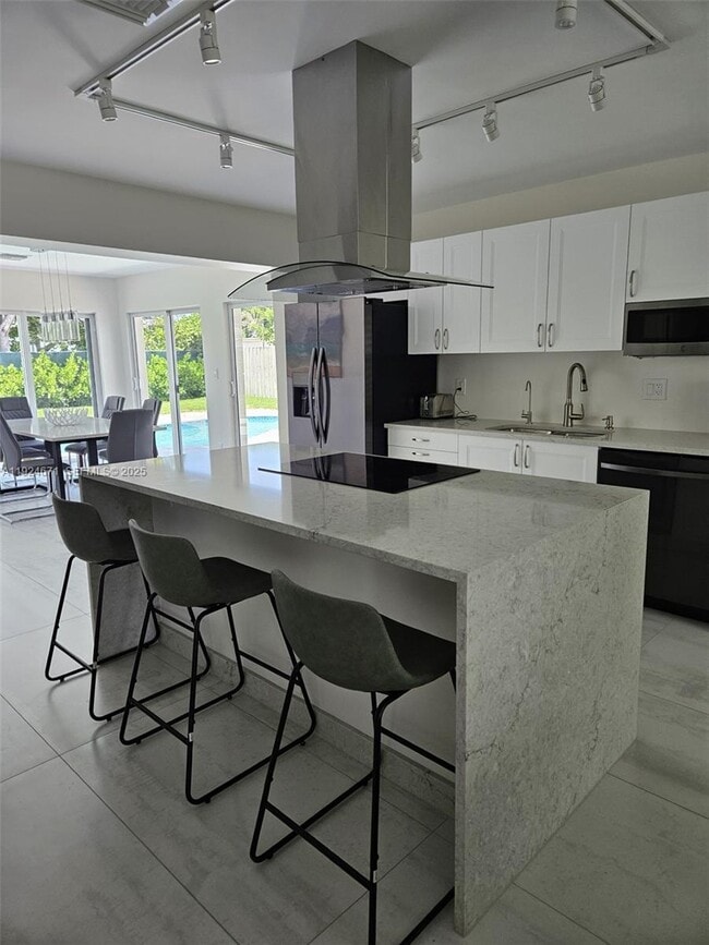 Building Photo - 1001 SE 14th Dr