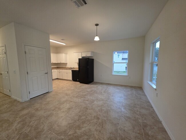 Foto del edificio - COMING SOON!! PRELEASING FOR A MID AUGUST MOVE IN-OAKDALE FLOORPLAN