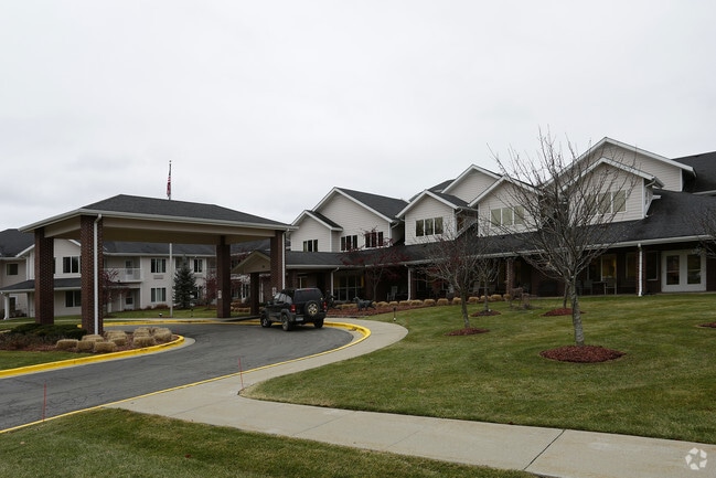 Building Photo - StoryPoint Grand Rapids West