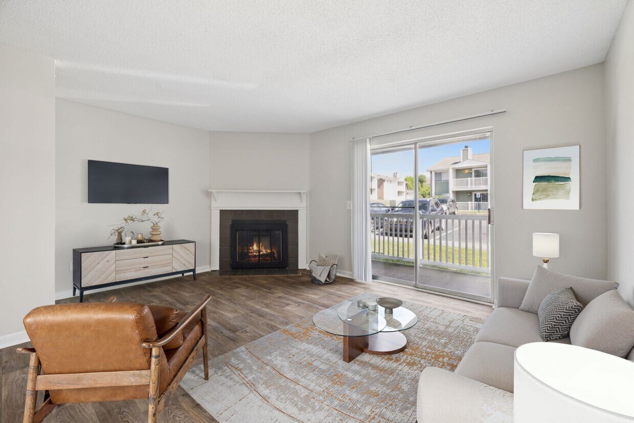 Shea - 2 habitaciones / 2 baños - 1,092 pies cuadrados - Rivergate Meadows