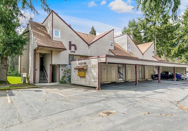 Building Photo - Remodeled Condo Near Microsoft